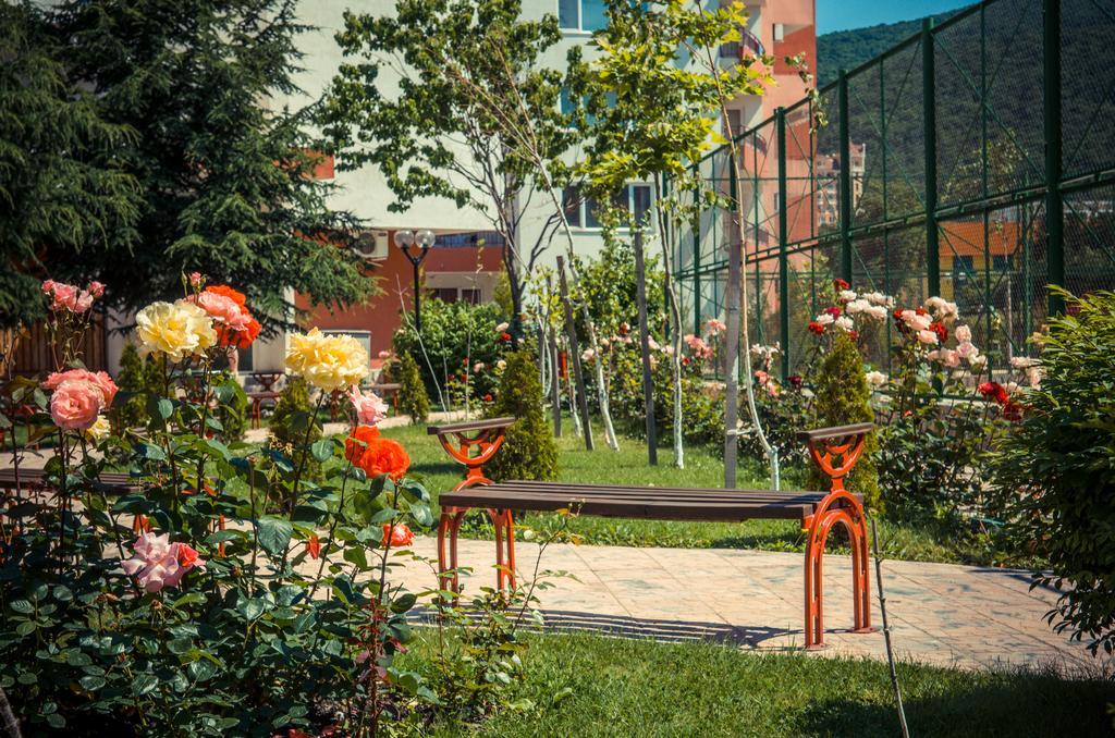 Privilege Fort Beach Apartments Sveti Vlas Exterior foto